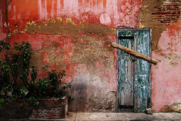 Vintage kırmızı duvar — Stok fotoğraf