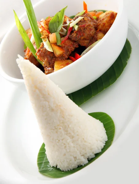 Asijské maso potraviny s názvem rendang — Stock fotografie