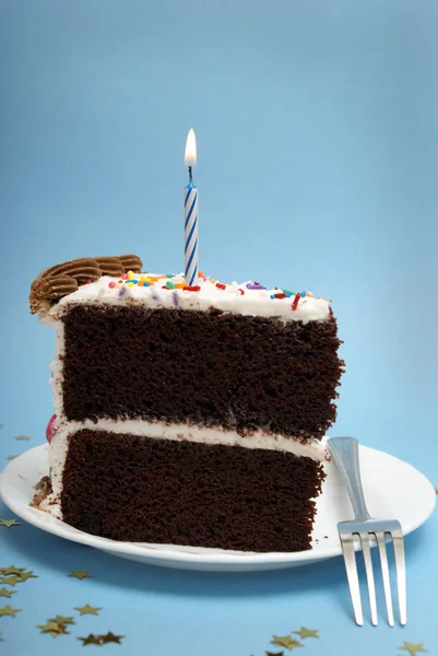 蛋糕和蜡烛 — 图库照片