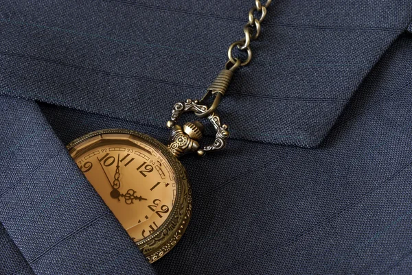 Obchodní oblek a kapesní hodinky — Stock fotografie