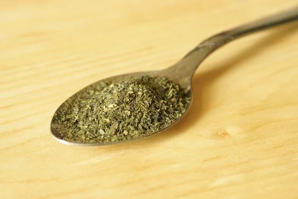 Teelöffel grüner Tee — Stockfoto