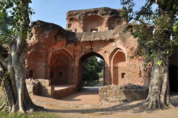 Uma das antigas entradas de Humayun Tomb, Índia . — Fotografia de Stock