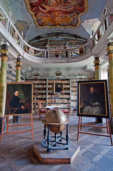 Old library in Broumov Monastery — Stockfoto
