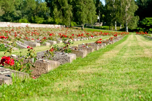 Εθνικό νεκροταφείο στο terezin — Φωτογραφία Αρχείου