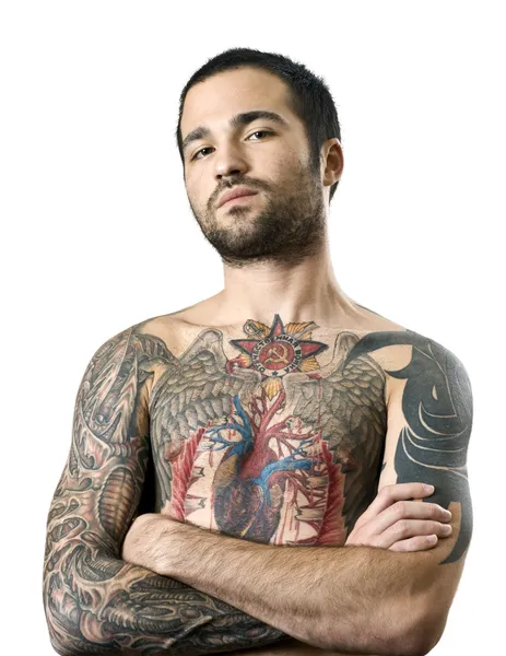 Ο τύπος με ένα τατουάζ που παρο — Stockfoto