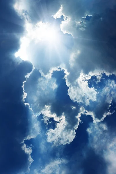 Solen i himlen — Stockfoto