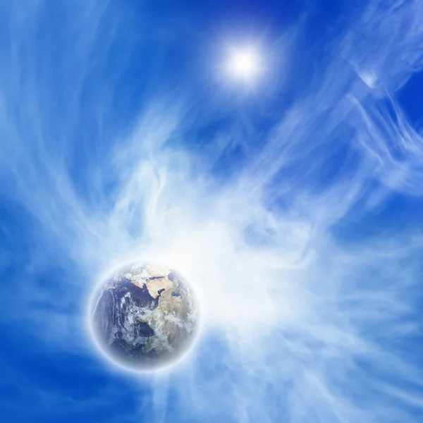 Планета в голубом небе — стоковое фото