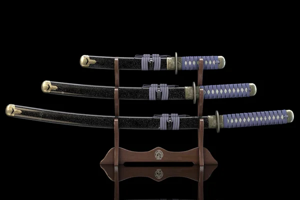 Exibição de espadas isoladas em um fundo preto — Fotografia de Stock