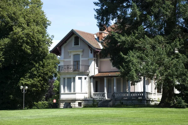 Casa típica — Stockfoto