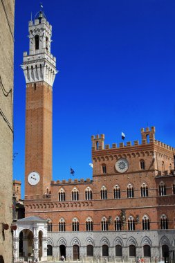 Palazzo Pubblico ile Piazza del Campo, Siena, İtalya