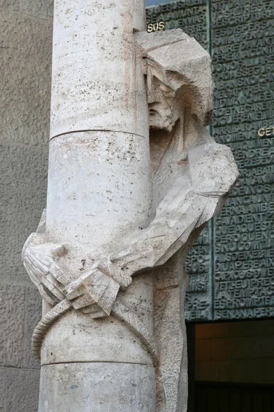 Sagrada familia - İsa'nın yüzü üzerinde ayrıntılı - barcelona — Stok fotoğraf