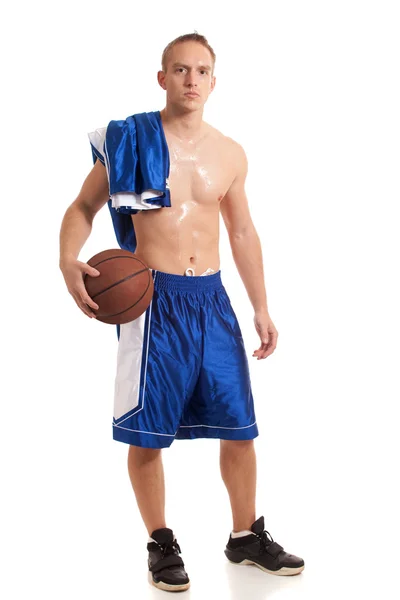 Jogador de basquetebol masculino. Estúdio tiro sobre branco . — Fotografia de Stock