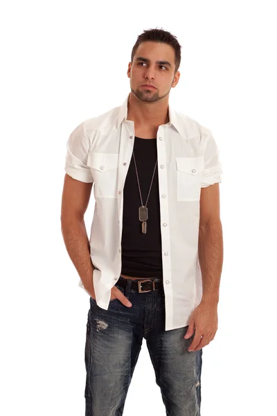 Молодий чоловік у сорочці та джинсах. Студійний знімок над білим . — стокове фото