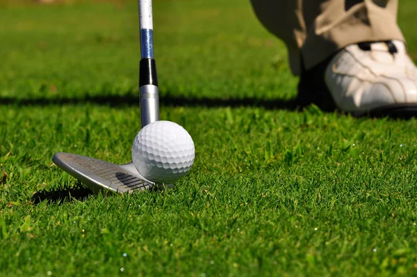 Golfista v golfové hřiště — Stock fotografie