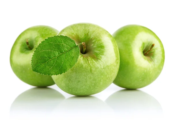 Green apple fruits with leaf — Stock Photo, Image