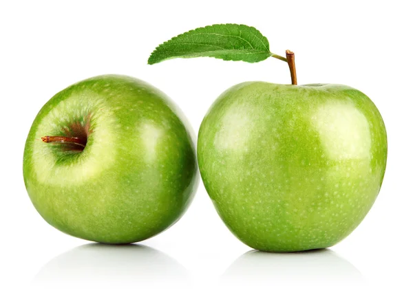 Πράσινο μήλο φρούτα με φύλλο — Φωτογραφία Αρχείου