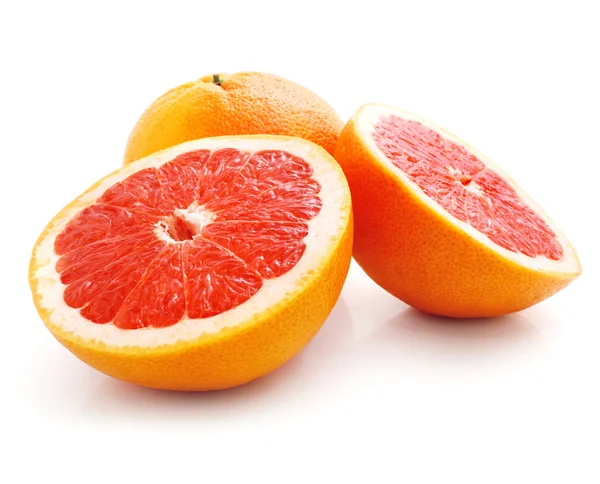 Фрукты свежие грейпфруты с вырезом — стоковое фото