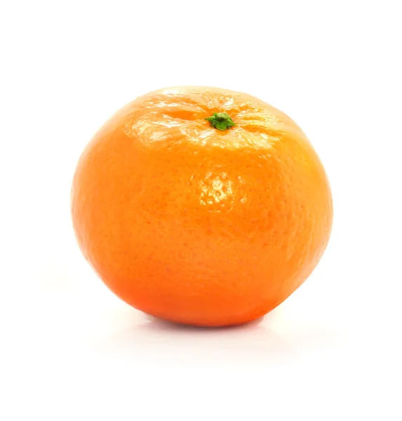 Fruits mandarines mûrs aliments isolés sur fond blanc — Photo