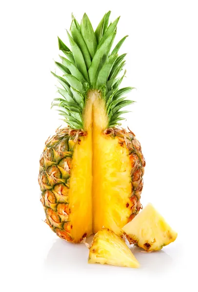 Frische Ananas Obst mit Schnitt — Stockfoto