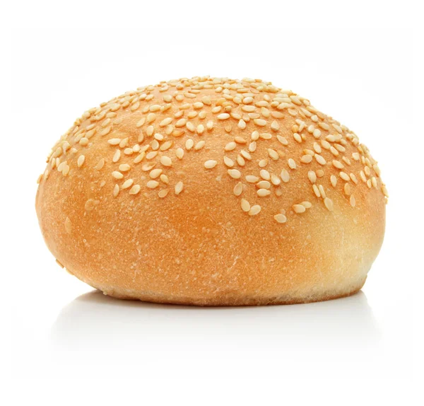 Frisches Brot Laib isoliert auf weiss — Stockfoto