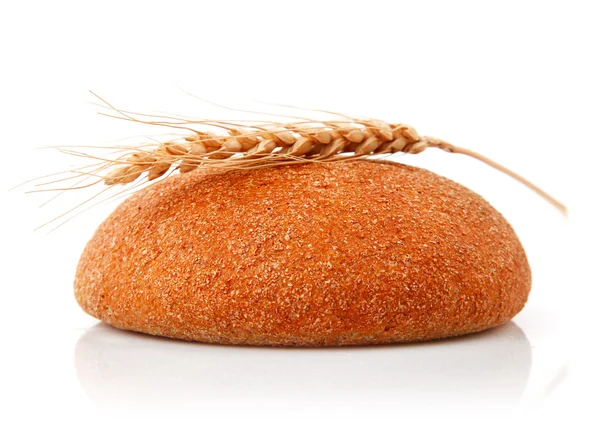 Taze ekmek ile kulak — Stok fotoğraf