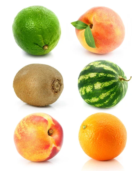 Zbiór owoców na białym tle — Zdjęcie stockowe