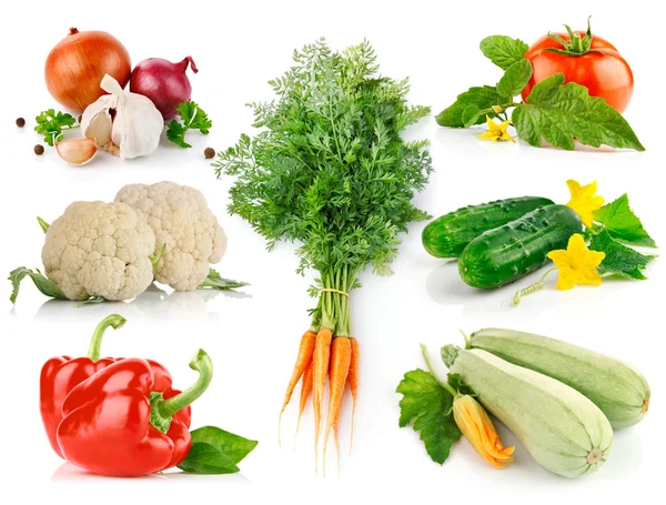 Nastavit čerstvá zelenina se zelenými listy — Stock fotografie
