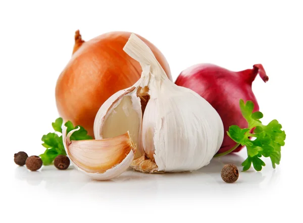 Vitlök och lök grönsaker med persilja krydda — Stockfoto
