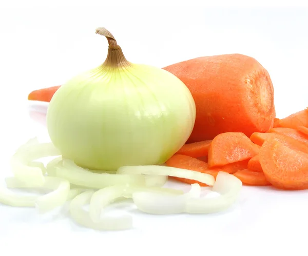Mrkev a cibule zelenina zátiší — Stock fotografie