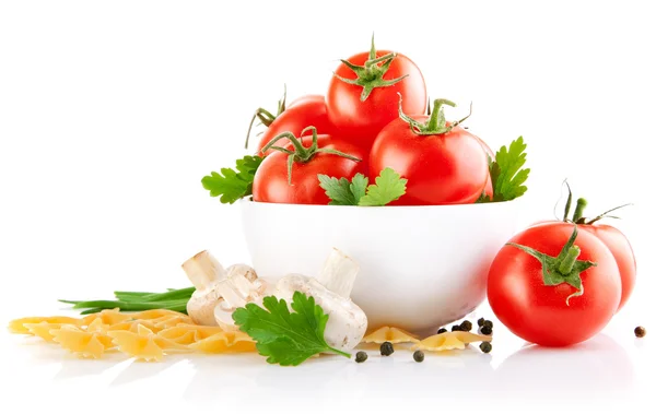 Vegetarianmat med tomat och champinjoner — Stockfoto