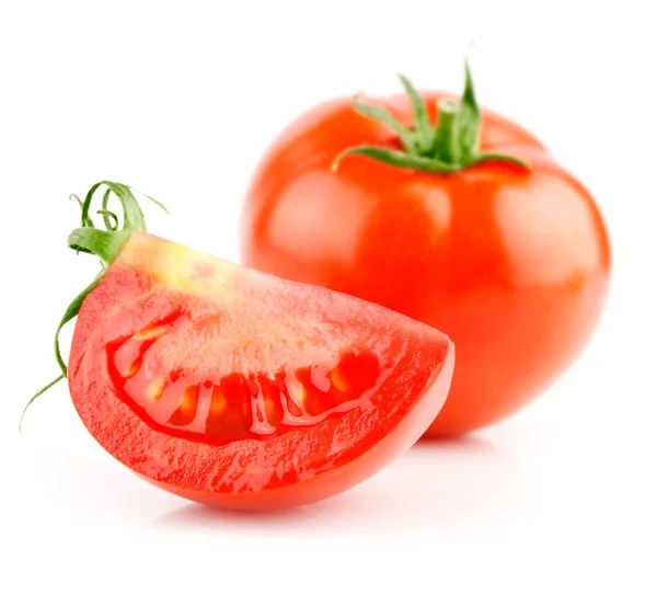 Isolerade röd tomat vegetabilisk med snittet — Stockfoto