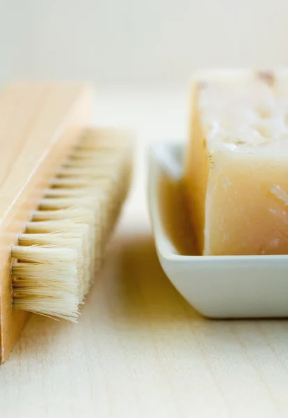 Cepillo y jabón — Foto de Stock