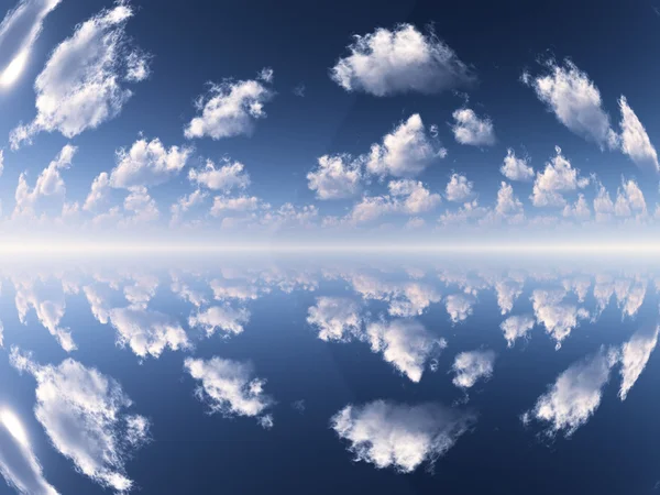 Himmel und Wolken und Spiegelung — Stockfoto