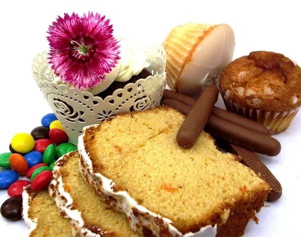 Assorted party cakes and buns — Stock Photo, Image