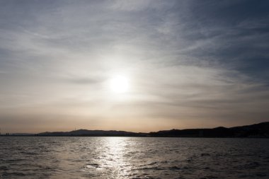 Atardecer en el mar