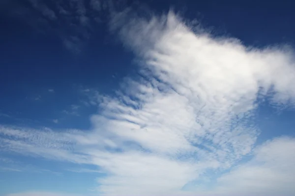 ディープ ブルーの空 — ストック写真