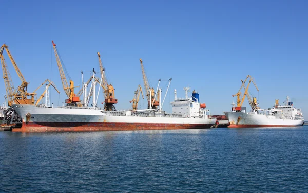 Ships in port — Stock Photo, Image