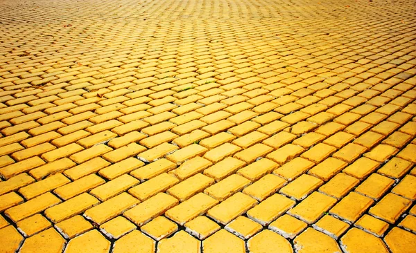 Żółty chodnik — Zdjęcie stockowe