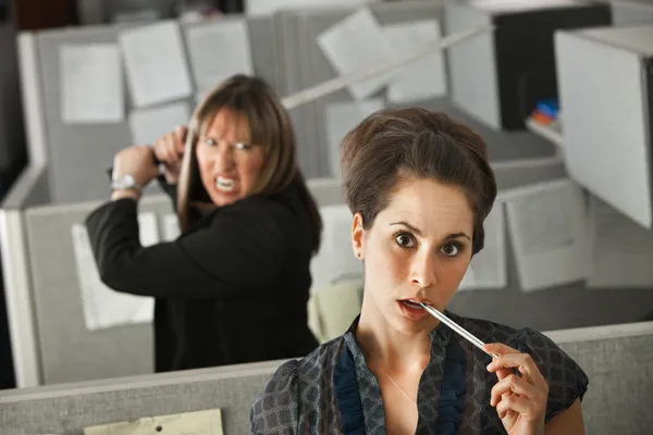 Office Worker Attacked — Stock Photo, Image