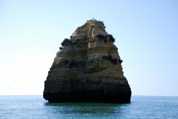アルガルヴェ ポルトガルでラゴスの黄色の崖 — ストック写真