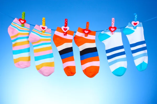 Helle gestreifte Socken — Stockfoto