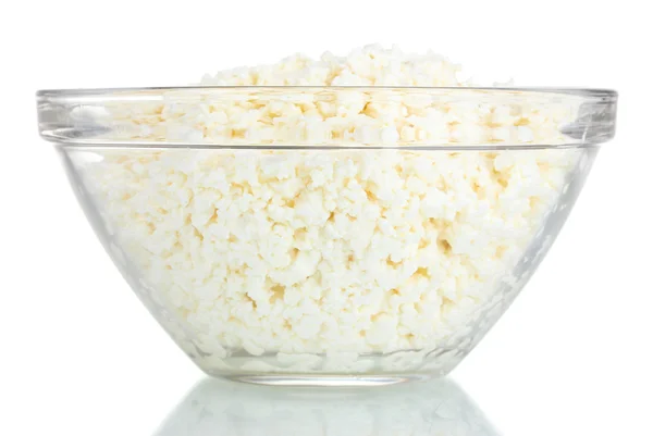 Välsmakande keso i skål isolerad på vit — Stockfoto