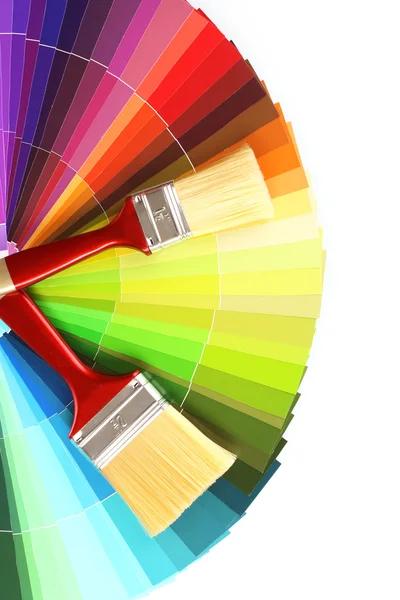 Paleta brilhante de cores e pincéis de tinta — Fotografia de Stock