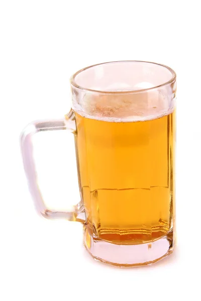 Fehér alapon izolált korsó sör. — Stock Fotó