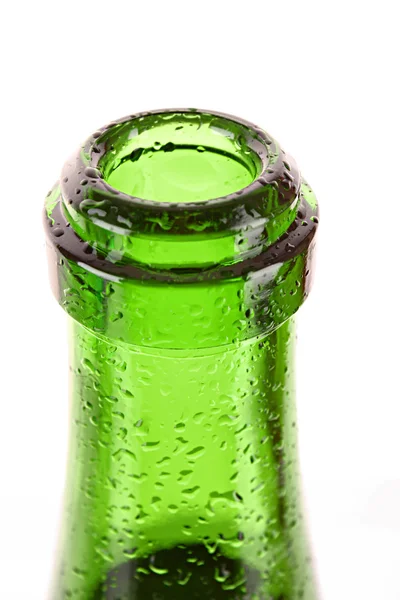 Butelka piwa izolowana na białym — Zdjęcie stockowe