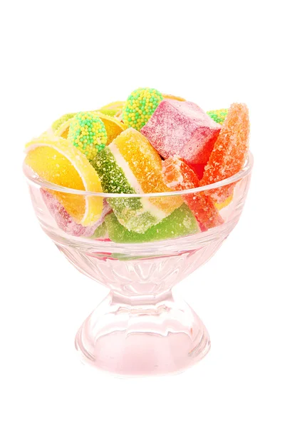 Kleurrijke snoepjes gelei op witte achtergrond — Stockfoto