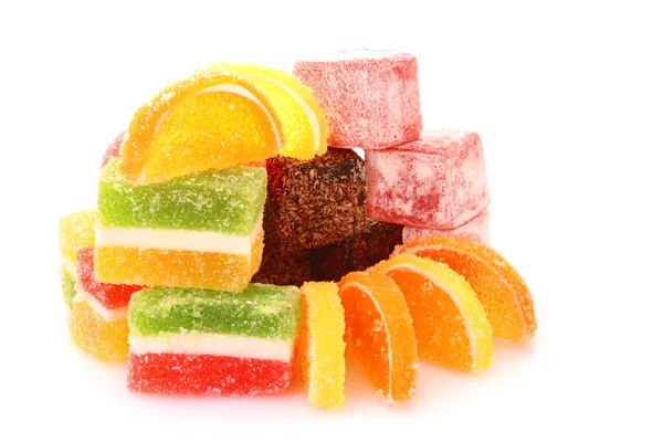 Jalea de caramelos coloridos sobre fondo blanco —  Fotos de Stock