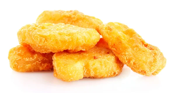Trozos fritos de pollo sobre fondo blanco —  Fotos de Stock