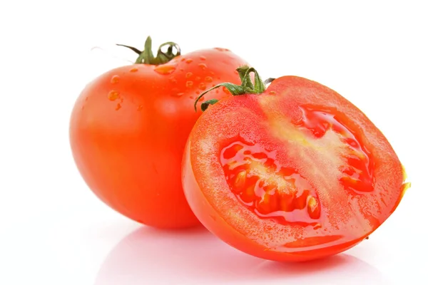 Vegetais de tomate vermelho isolado no fundo branco — Fotografia de Stock