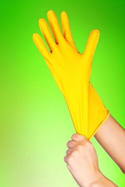 Latex handschoen voor het reinigen — Stockfoto